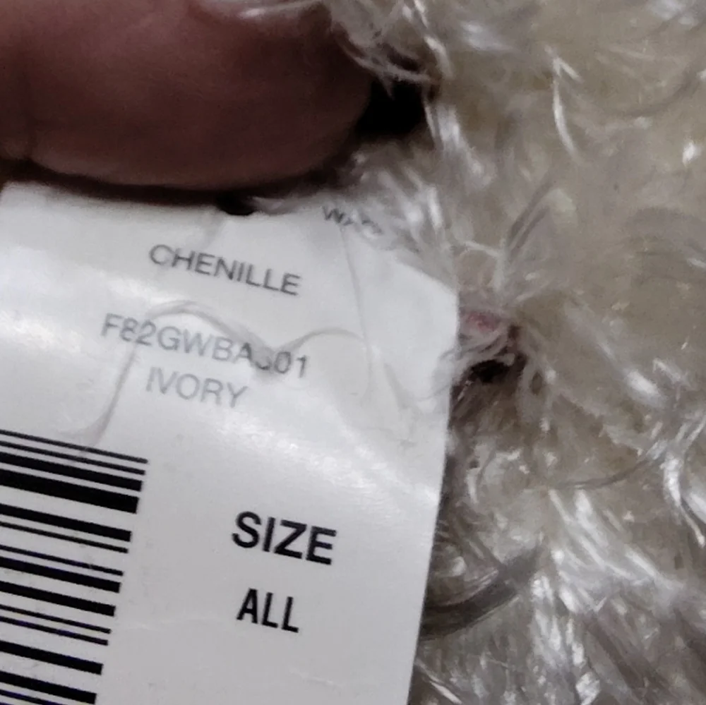 Dillard's Ivory Chenille Gloves with Faux Fur Cuff
